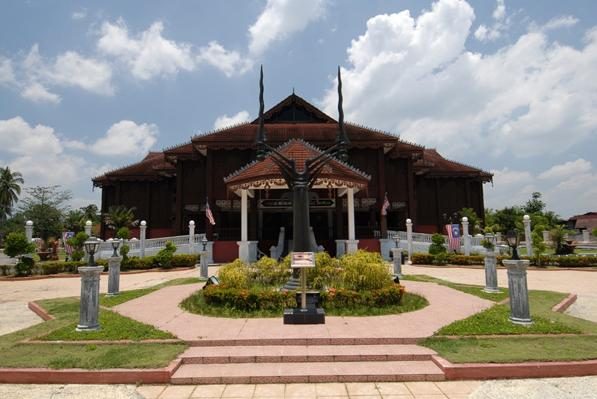 Pasir Salak Historical Complex